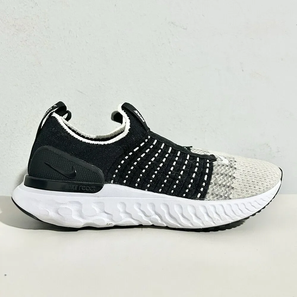 Nike Wmns React Phantom Run Flyknit 2 “Black White” Women’s Size 7 Running Shoes
